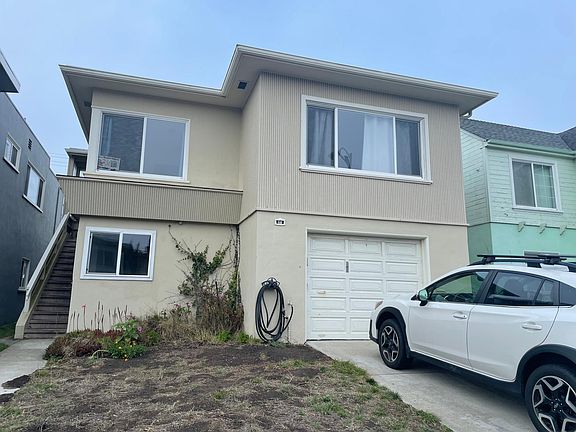 4th image of 67 Montrose Ave