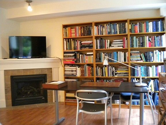 Open and spacious floor plan gives you flexibility to furnish to fit your lifestyle. Study, dining, living area?