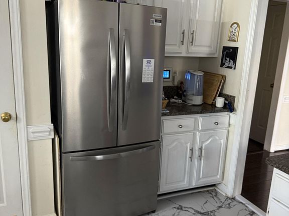 5th image of 4514 Hershey Ct