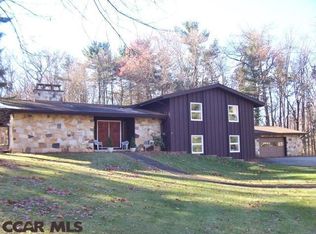 17 N Barkway Ln, State College, PA 16803