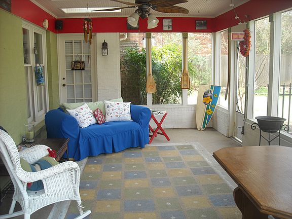 This screened in patio...what a place to relax!