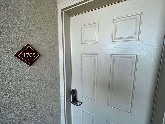 5th image of 112 Seascape Dr Unit 1705