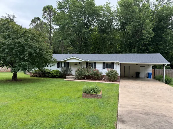 2332 N Gooseberry Ln, Fayetteville, AR 72704