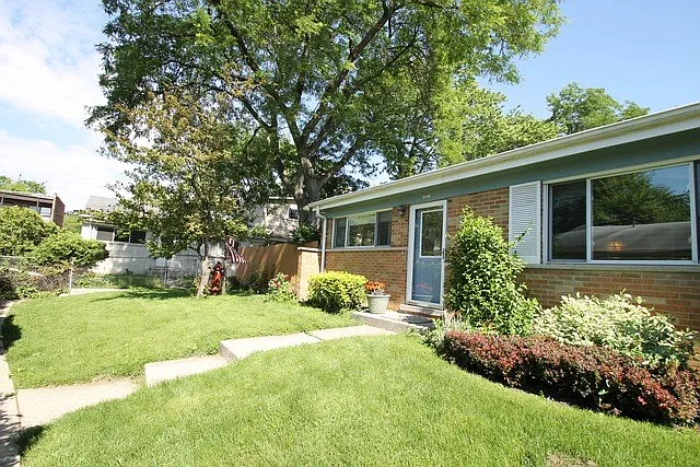 546 Glendale Rd photo 1