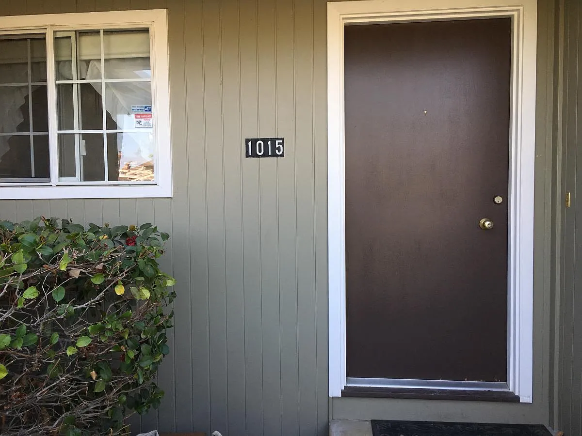 Main Door - 1015 November Dr