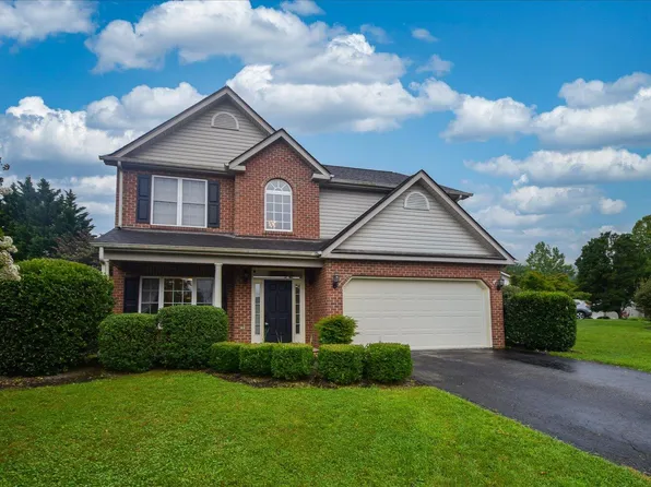 6006 Chagall Dr, Roanoke, VA 24018