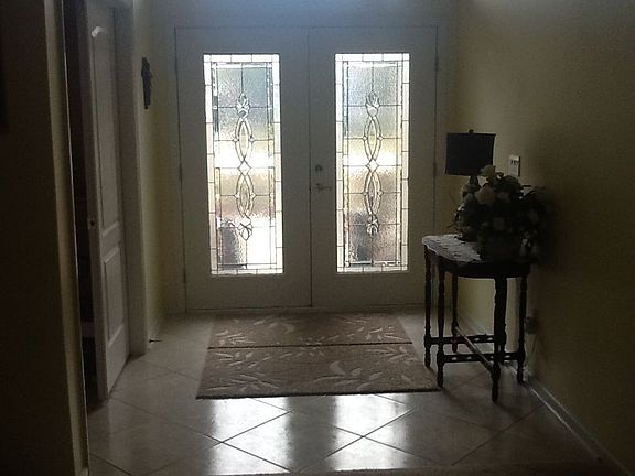 Entry way