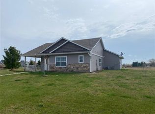 220 Spring St, Osceola, WI 54020