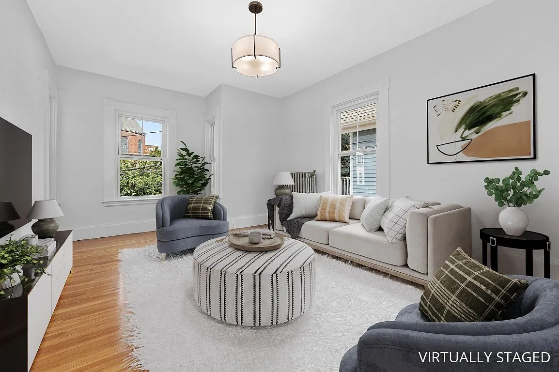 3 bed, 2.0 bath, 1500 sqft, $4,200 — Photo 2
