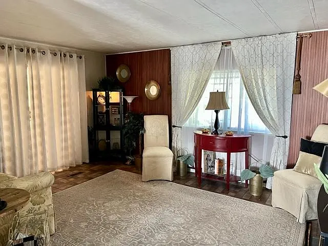 769 Pirates Rest Rd — Photo 1