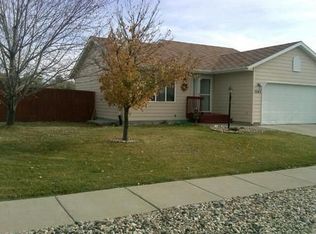 5242 Weathervane Ln, Rapid City, SD 57703