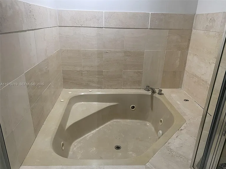 3251 SW 67th Ave — Photo 23