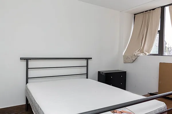 Rented by Nooklyn NYC LLC | media 61