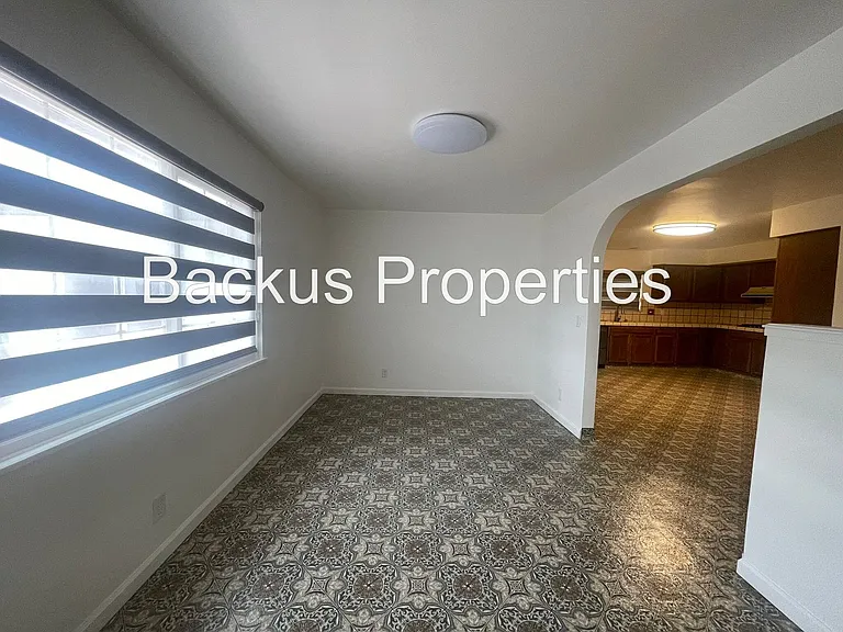 681 Alice St — Photo 4