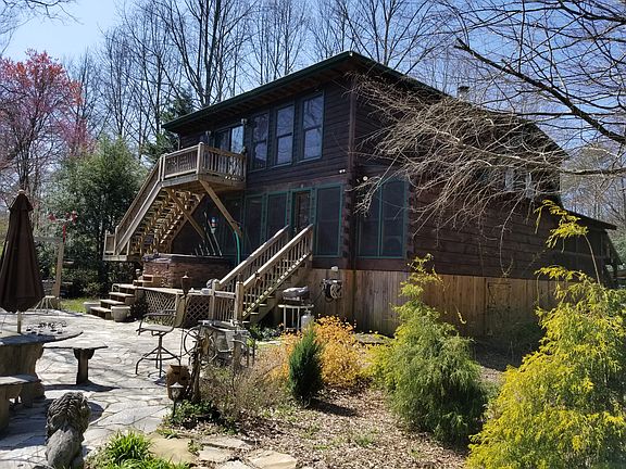 2nd image of 363 Finncannon Dr