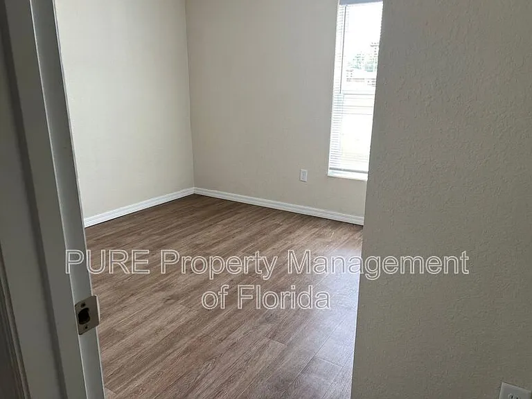 2269 NE 78th Ln — Photo 18