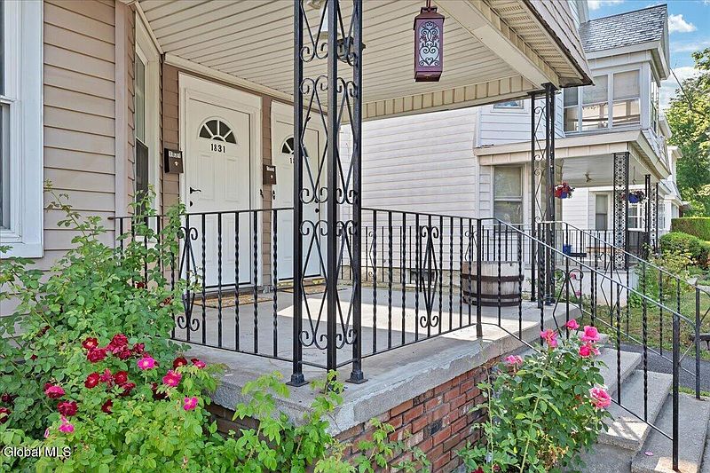 5th image of 1831 Eastern Parkway