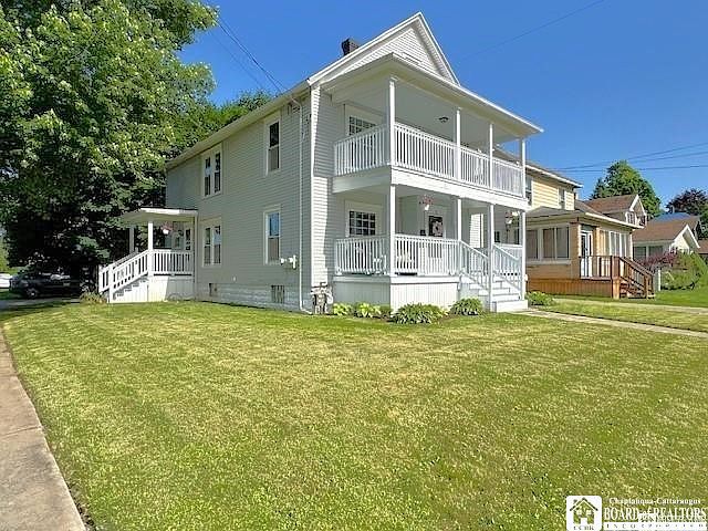 1st image of 18 Parkway Ave