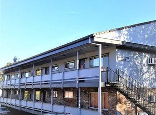 1109 Olive Ave APT 8, Redding, CA 96001