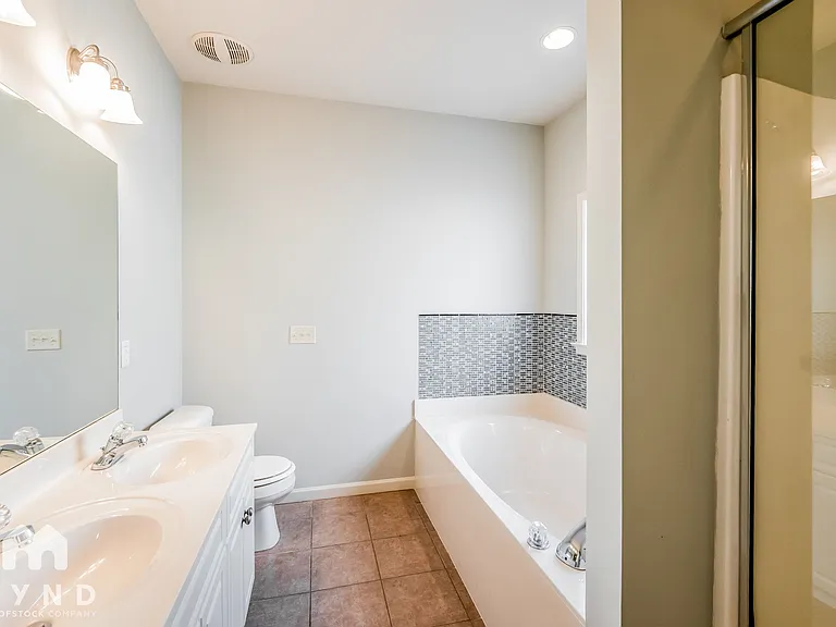 1192 Washington Dr — Photo 13