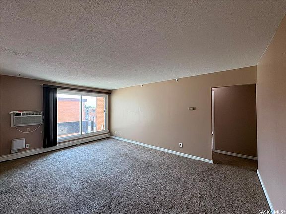 3rd image of UNIT 18-26 Shaw STREET