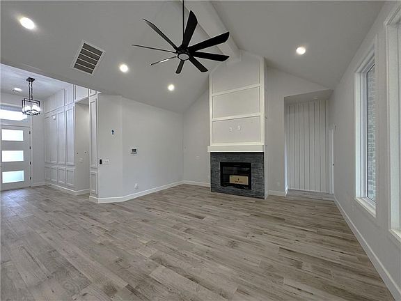 5th image of 5908 NW 158th St