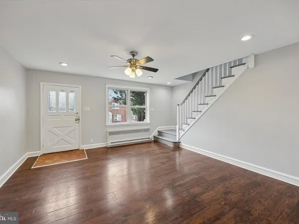 1434 Creston St, Philadelphia, PA 19149