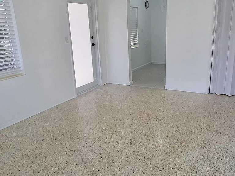 7300 Byron Ave #12A — Photo 6