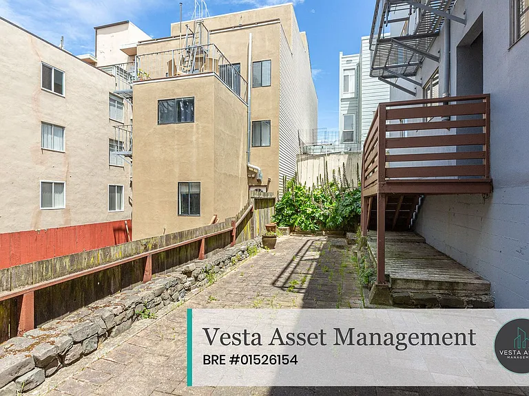 730 Anza St — Photo 17