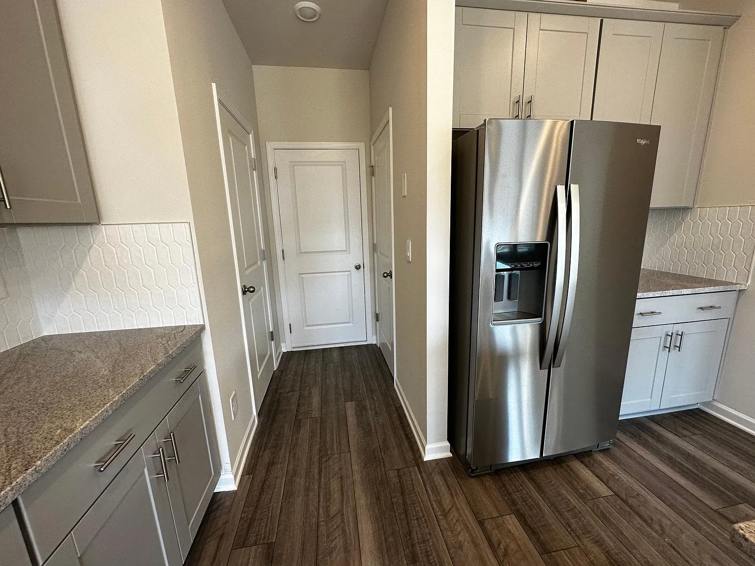 654 Gabby Point — Photo 4