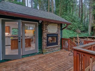 17163 30th Ave NE, Lake Forest Park, WA 98155