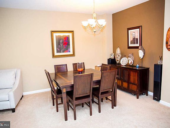 5th image of 941 Pine Forest Ln Unit 1910