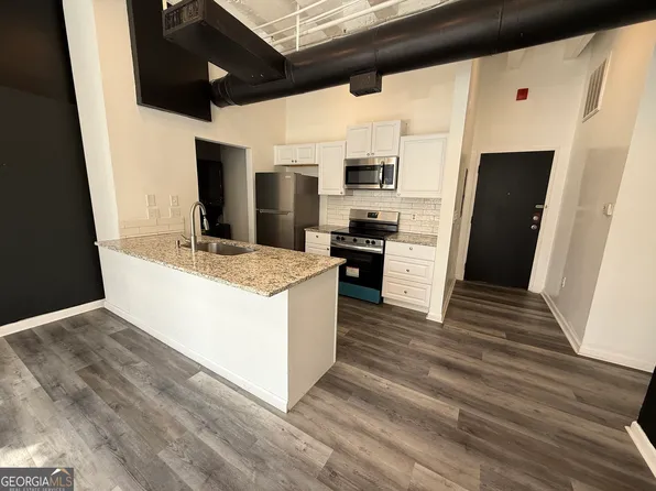 32 Peachtree St NW APT 207, Atlanta, GA 30303