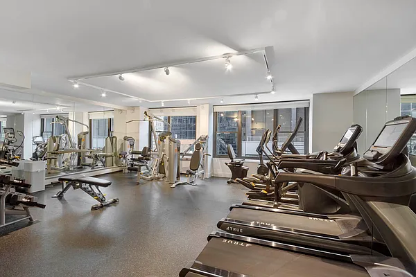 Sold by Nest Seekers International | media 16