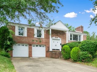 1297 Old Meadow Rd, Pittsburgh, PA 15241