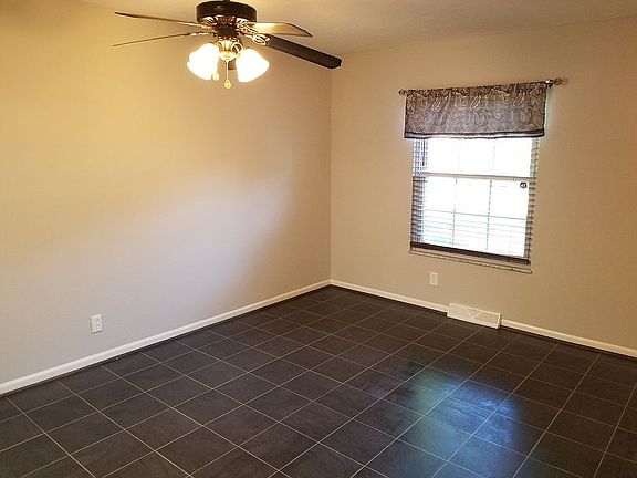 5th image of 161 Drury Ln