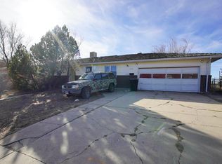 2960 Ridgecrest Dr, Casper, WY 82604