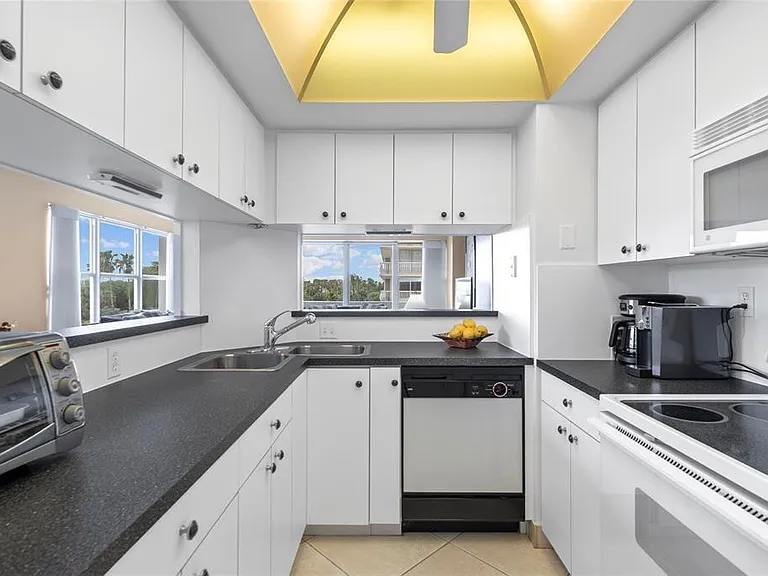 4010 Galt Ocean Dr #312 — Photo 6