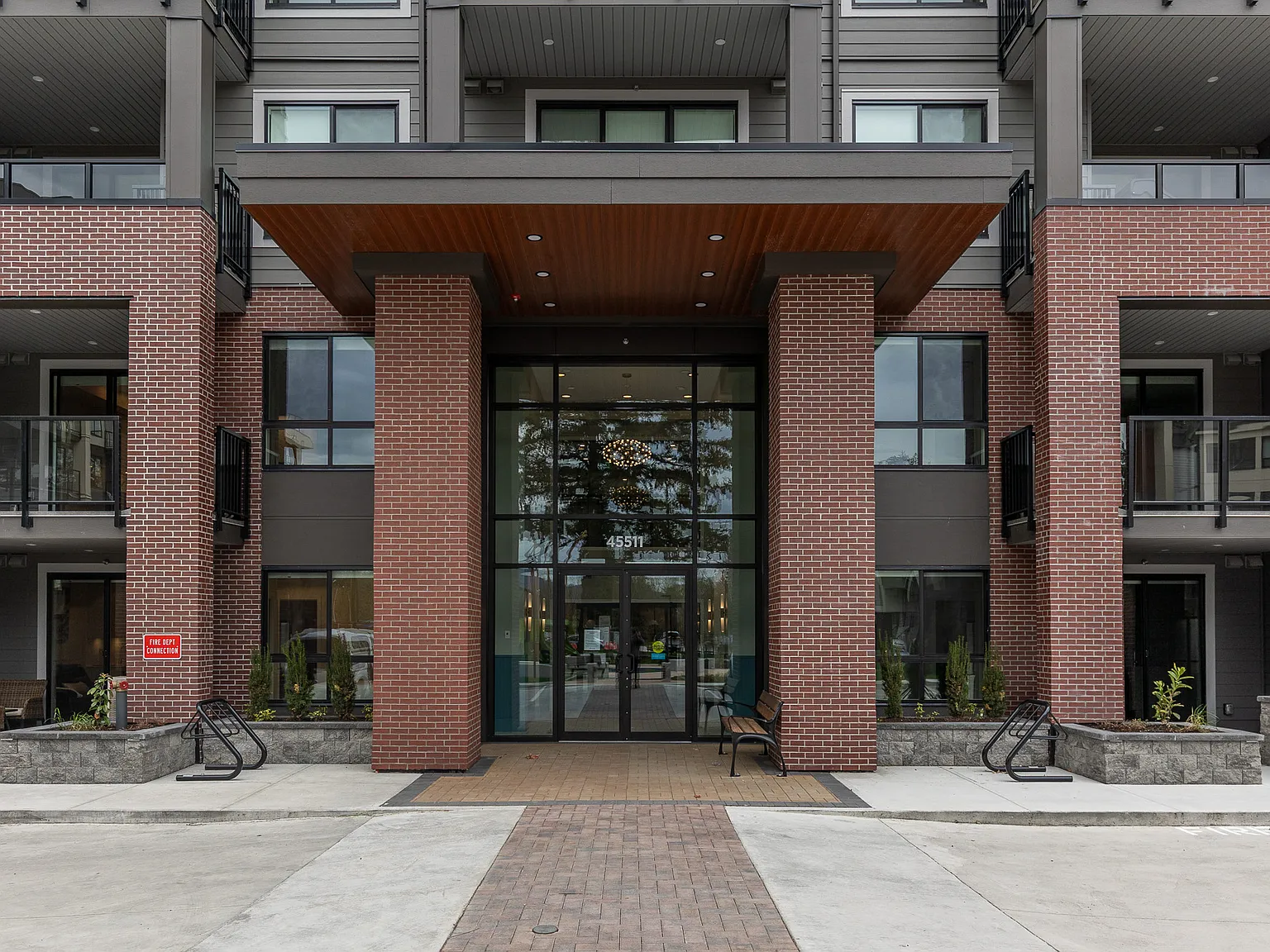 1 bed, 610 sqft, $3,750 — Photo 2