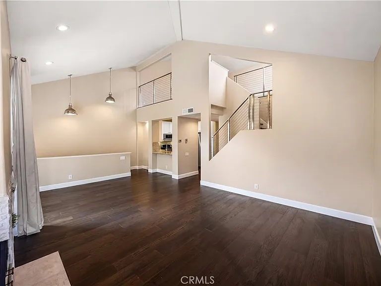 12 Opera Ln — Photo 1