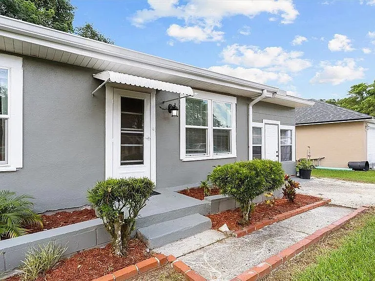2300 Calloway Dr — Photo 1