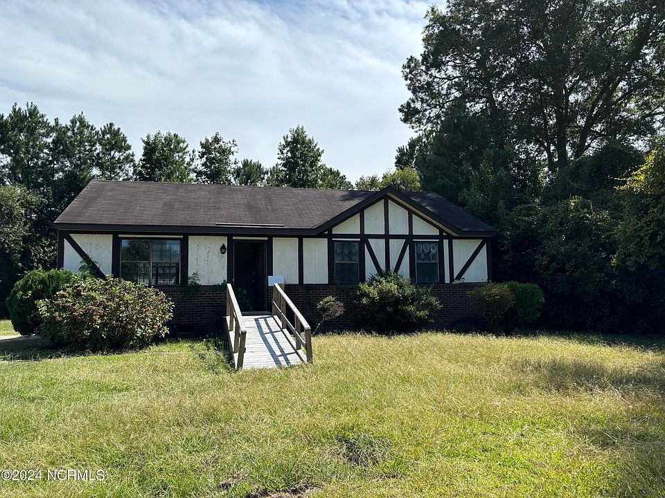 1st image of 212 Randall Lane