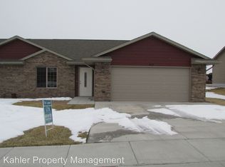 413 Sapphire Ln, Rapid City, SD 57701
