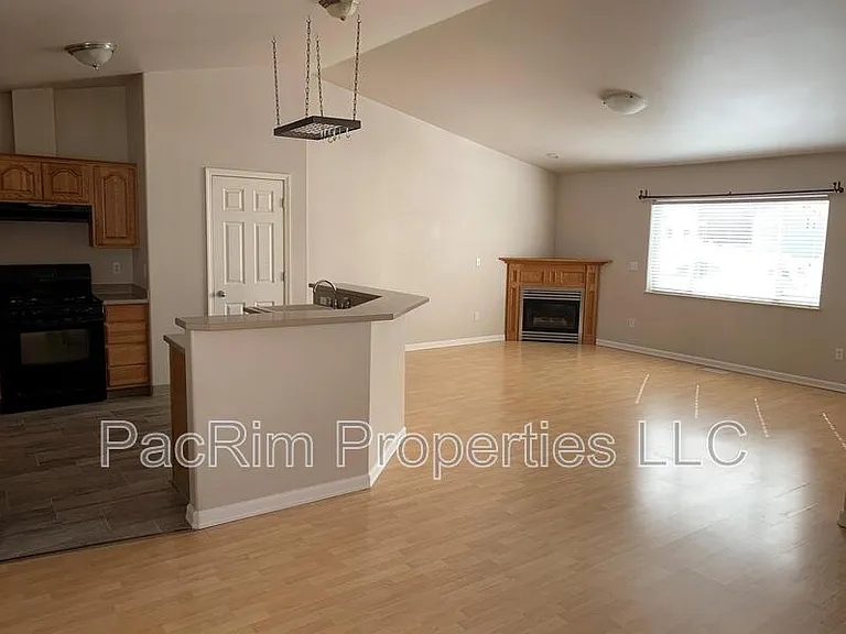 6815 Brittany Rock Way — Photo 11