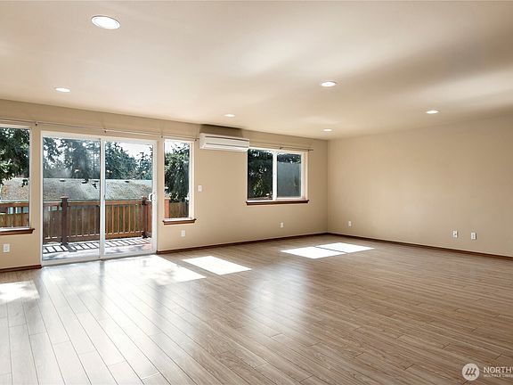 5th image of 1641 SW Stremler Drive