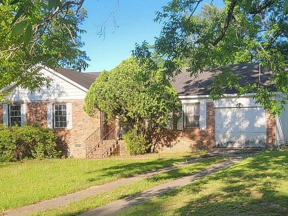 2nd image of 414 Conyers St
