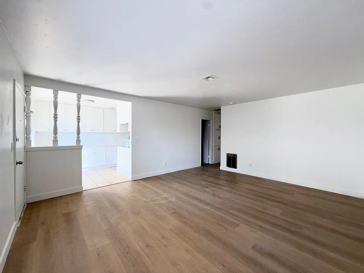 2 bed, 830 sqft, $1,650 — Photo 3