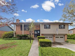 7719 Myrtlewood Dr, Belleville, IL 62223