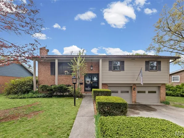 7719 Myrtlewood Dr, Belleville, IL 62223