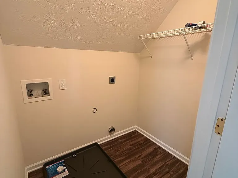 2333 Settlers Ridge Ln — Photo 16